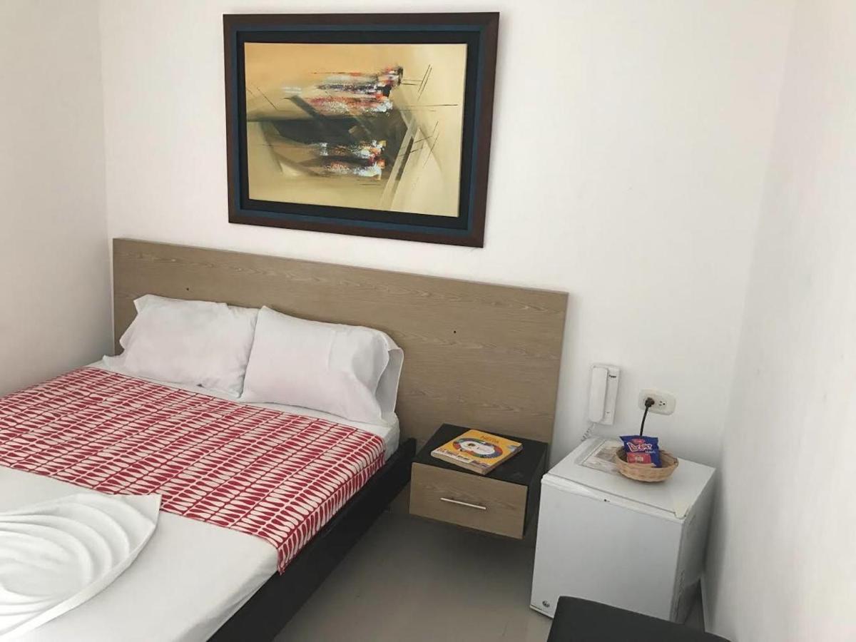 נייבה Hotel Madrid Deluxe Neiva מראה חיצוני תמונה